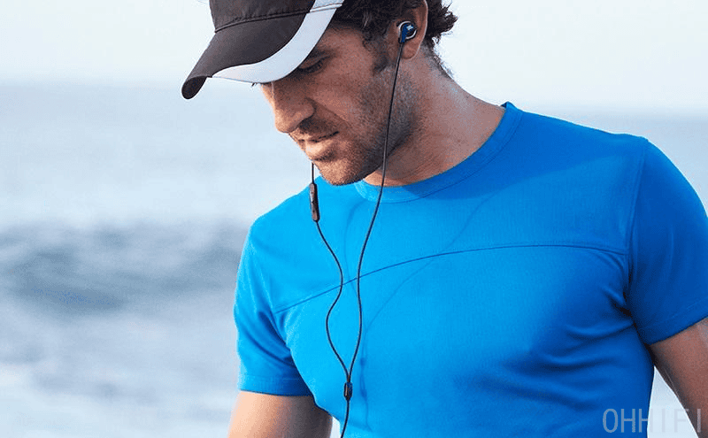 JBL Endurance Run 3  JBL Endurance Run 3C