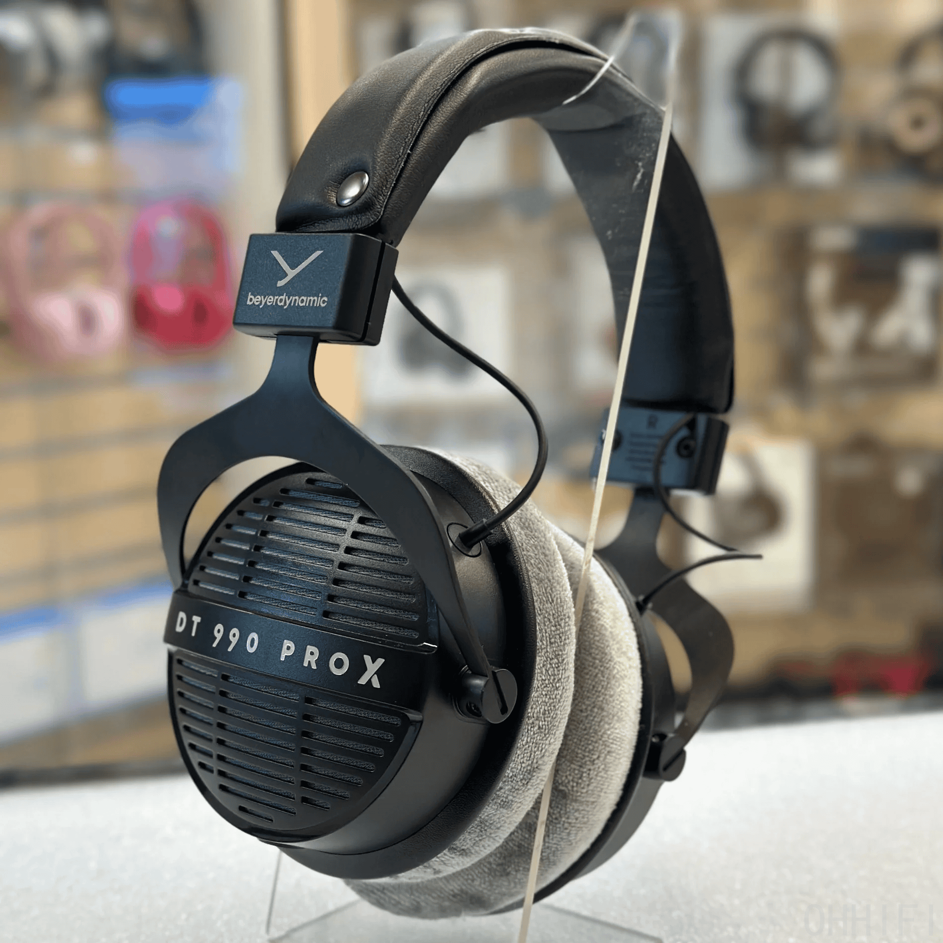 Beyerdynamic DT 990 PRO X