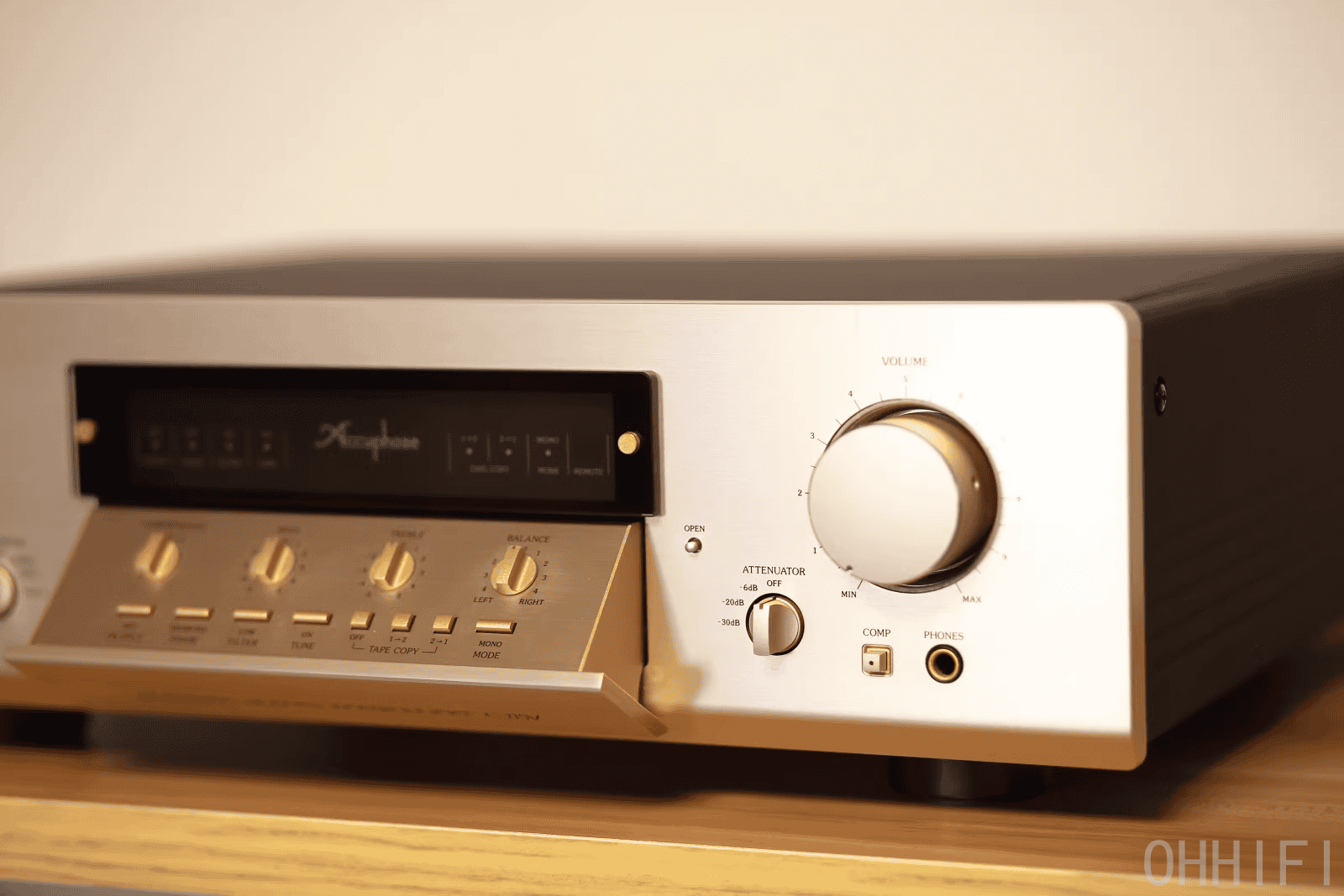 Accuphase C-275V