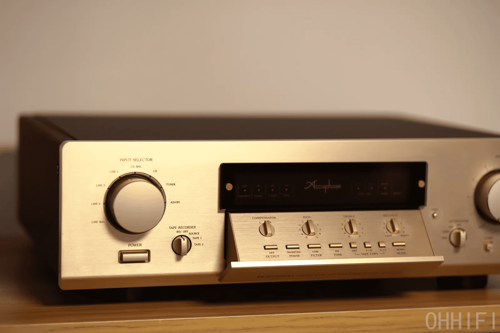 Accuphase C-275V